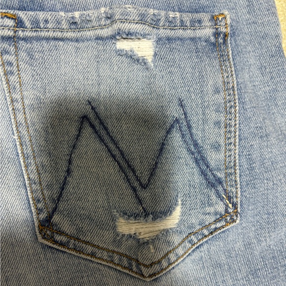 Mother distressed tomcat ankle jeans - Picture 10 of 11